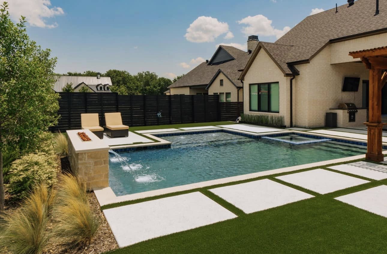 Custom Pools & Outdoor Living Custom Pools & Outdoor Living